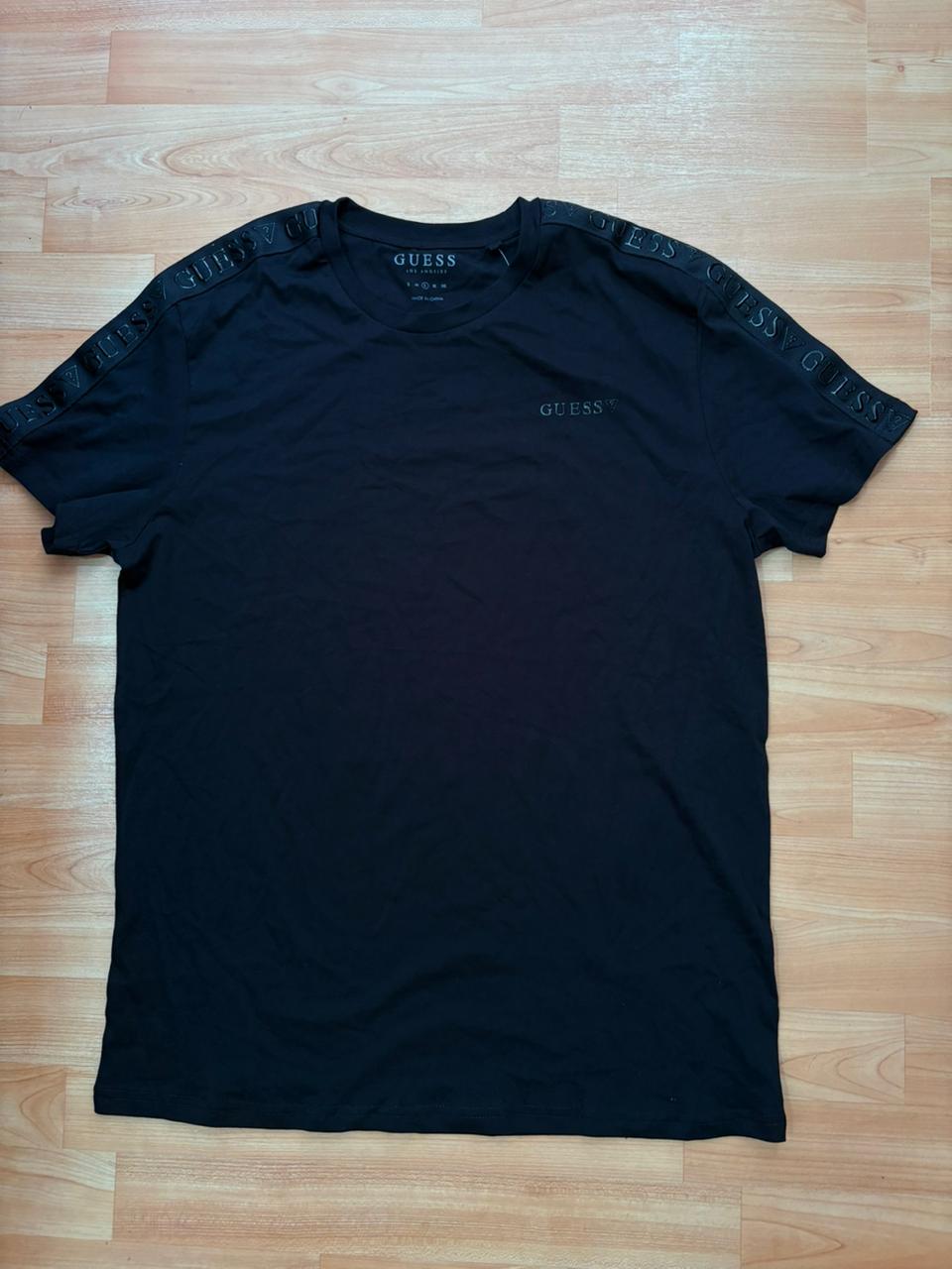 Polera Guess