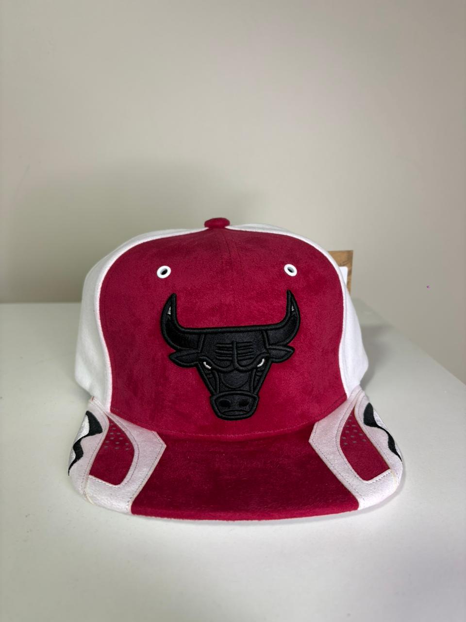 Gorra Retro 6 Carmine