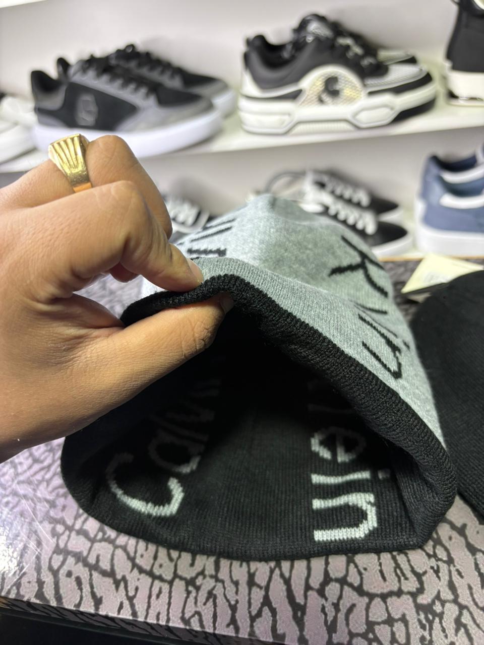 Gorra Calvin Klein Reversible