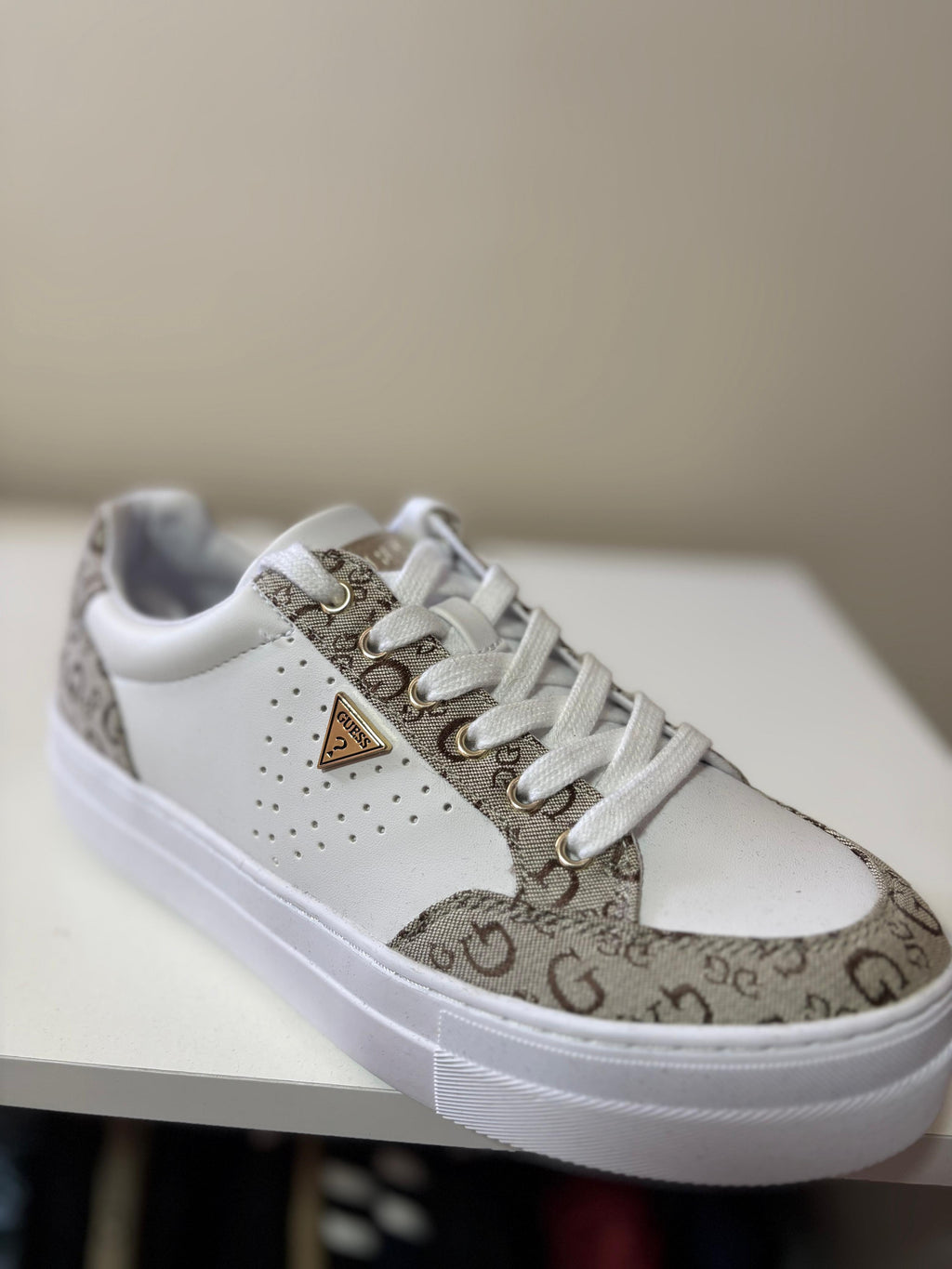 Zapatillas Guess