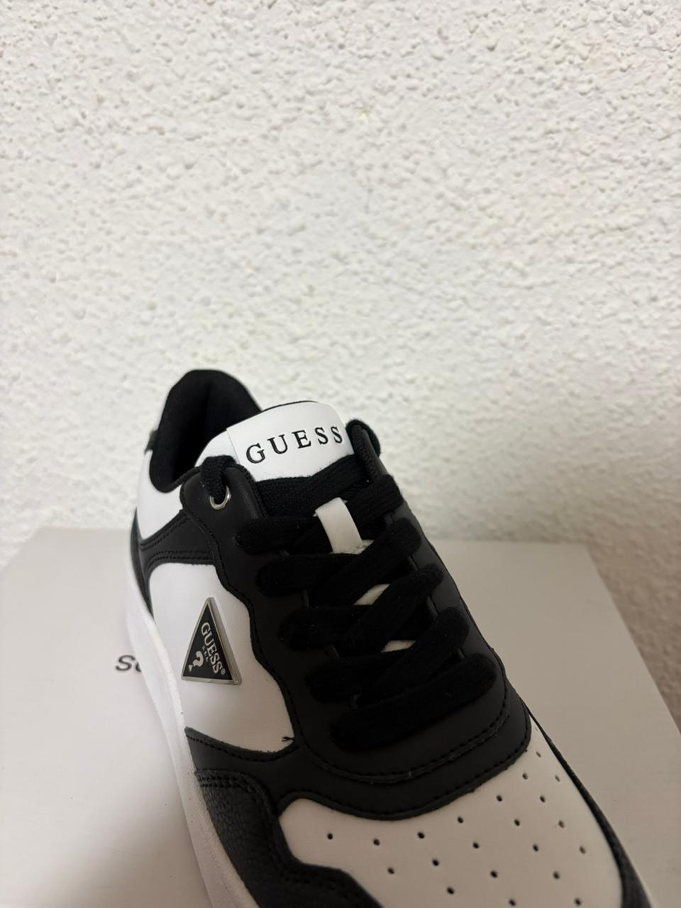 Zapatillas Guess